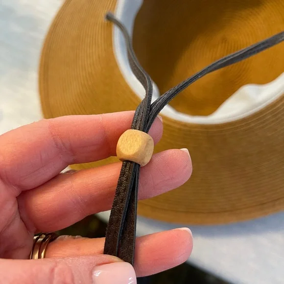 Columbia Women's Brown Sun Hat - Picture 5 of 6